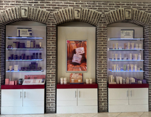 Book Waxing in Glendale with European Wax Center